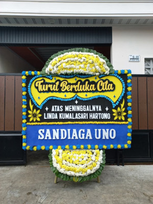 Papan Bunga Duka di Selindung